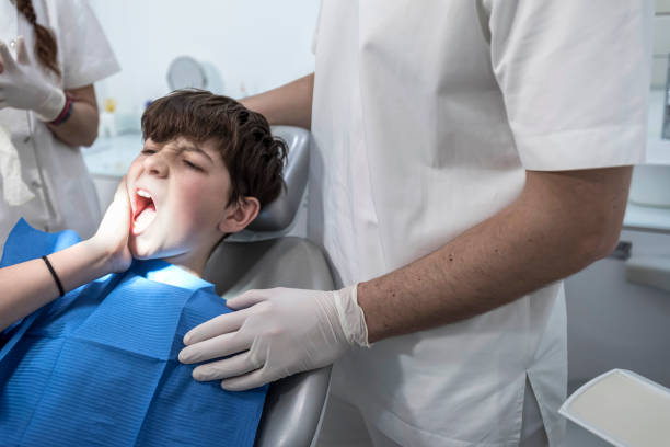 Best Emergency Tooth Extraction  in North Olmsted, OH